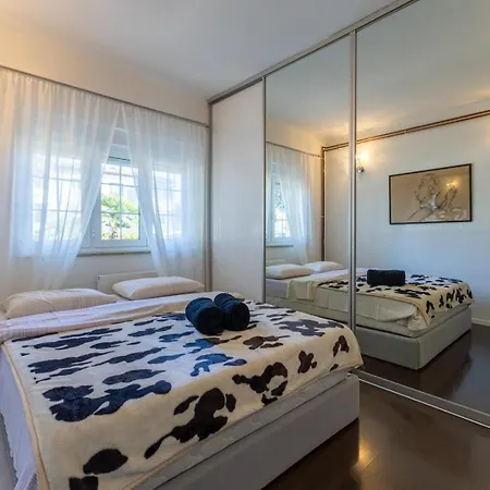 Moela 1 With Terrace Apartmán